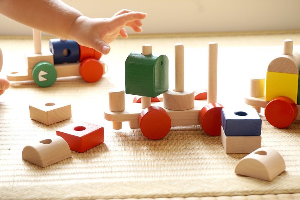 A Parent’s Guide to Parallel Play