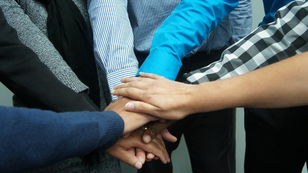 How to Cultivate Productive Relationships with Co-workers